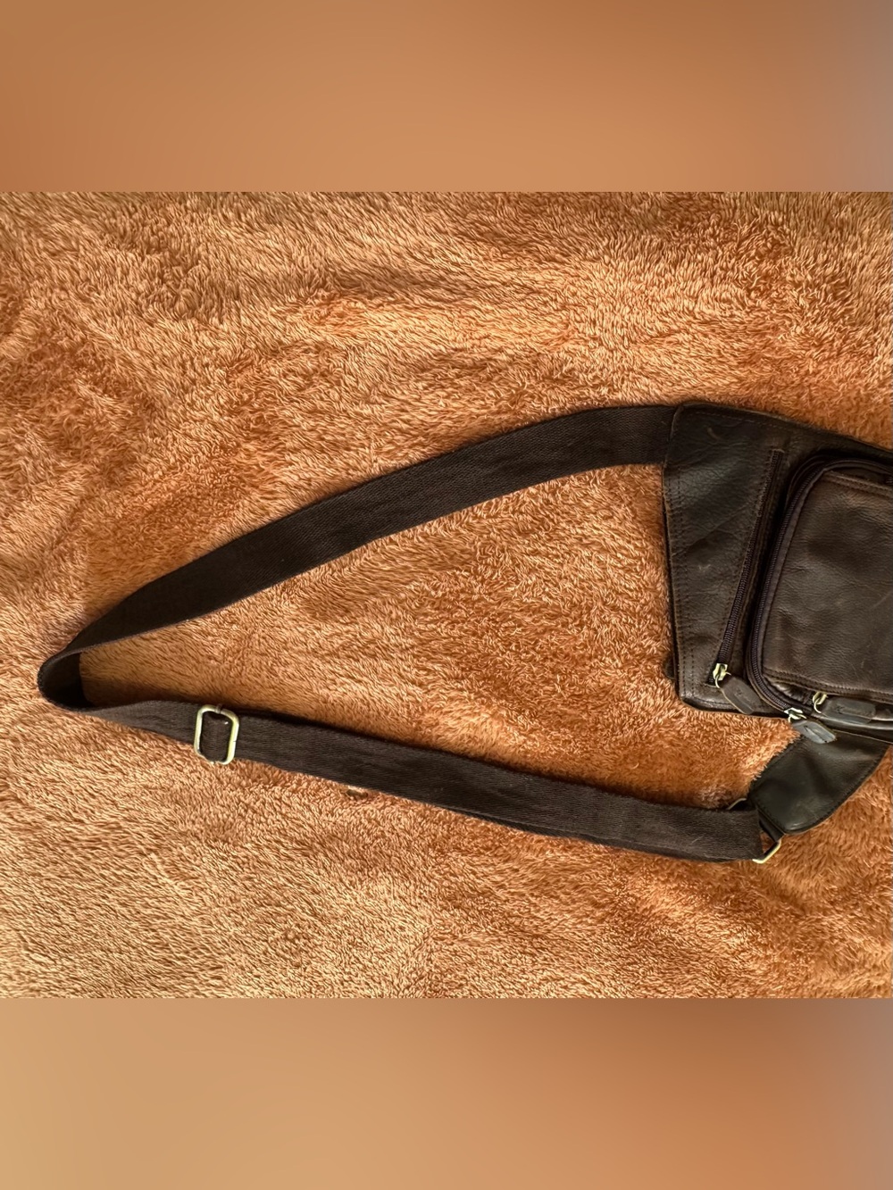 Men's Brown Leather Messenger Crossbody Bag - Picture 14 of 16